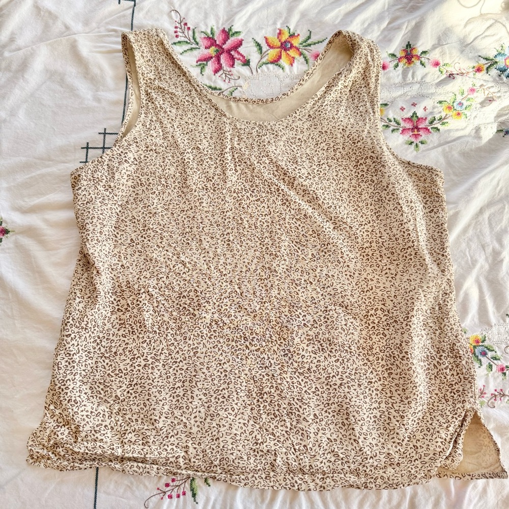 Leopard print 100% silk top